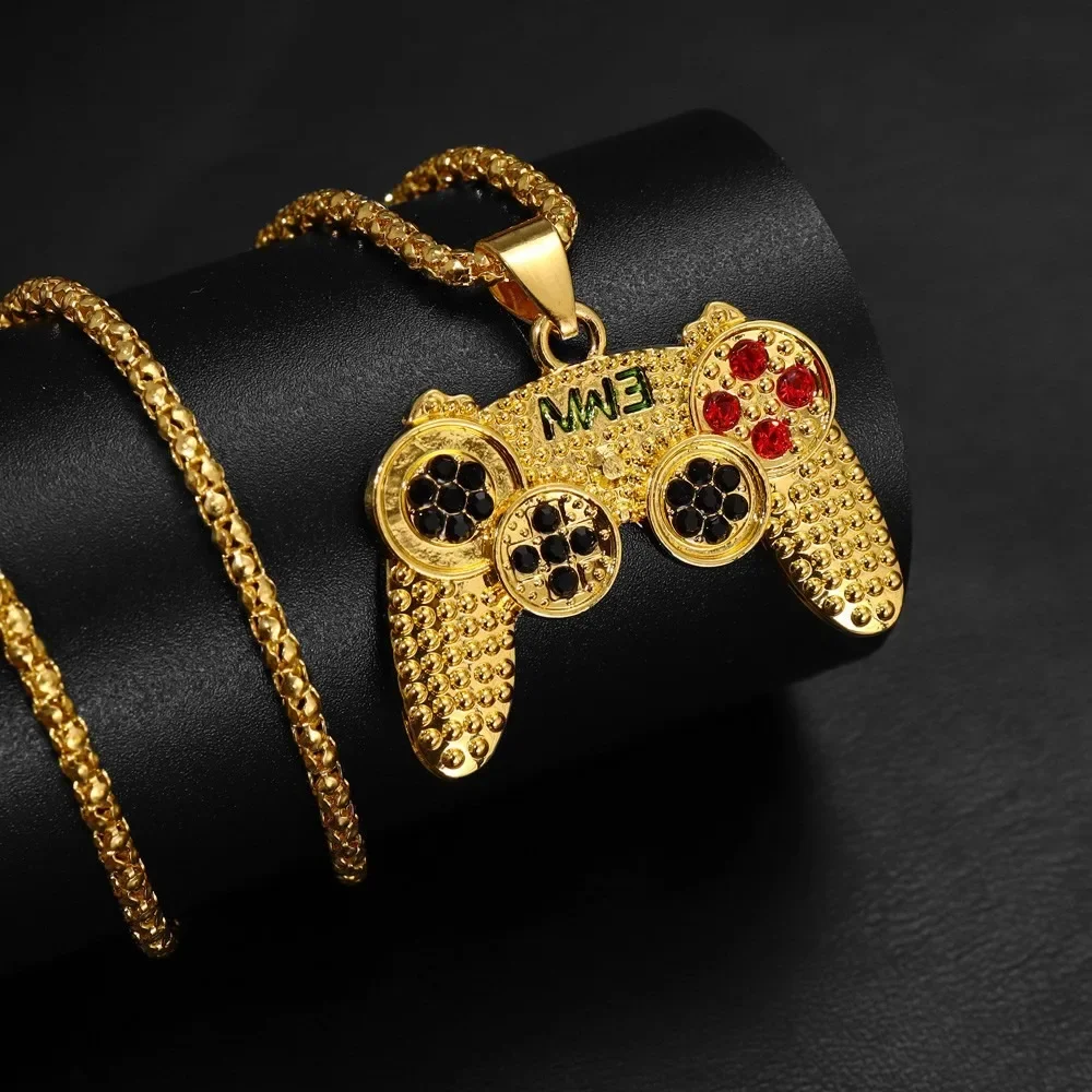 Collar con colgante de control - Gaming Accessories Ideas reseña y precio